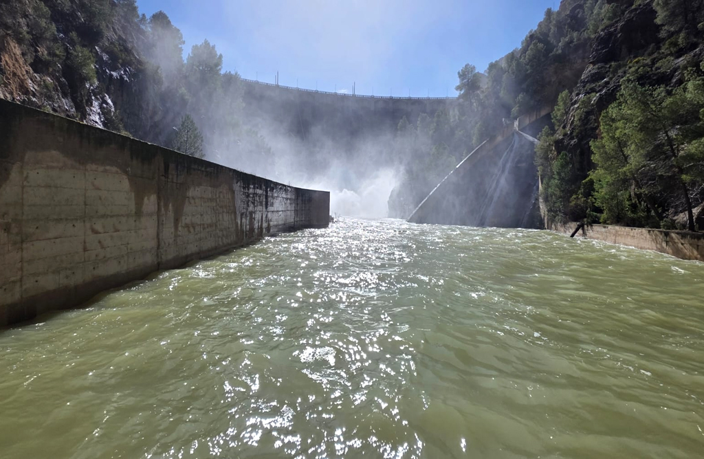 La cuenca del Segura cierra el año hidrológico con 567 hectómetros cúbicos almacenados